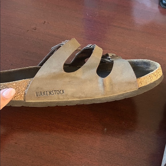 Birkenstock Tan Women's Sandals - Picture 2 of 8